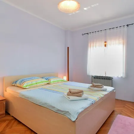 1737 Villa *