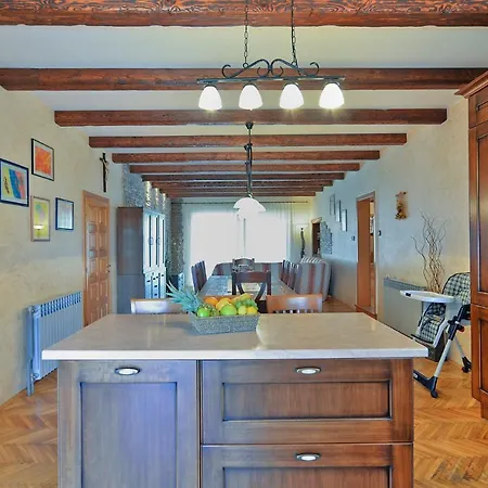 Villa 1737 *